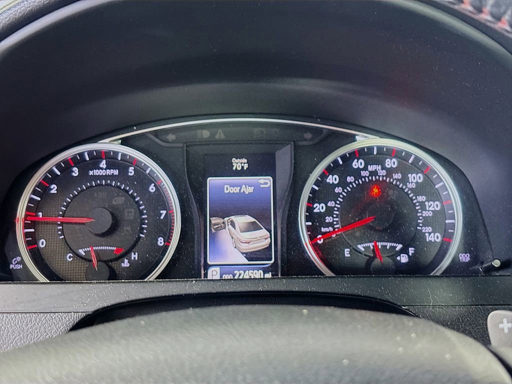 Used 2016 Toyota Camry SE FWD image 13