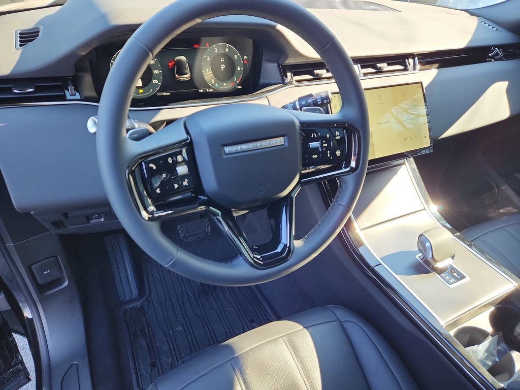 New 2026 Land Rover Range Rover Evoque S AWD/4WD image 17