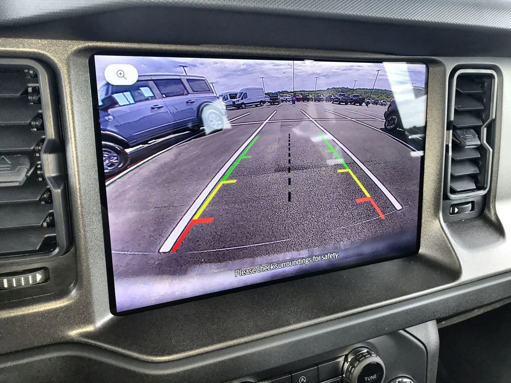 New 2025 Ford Bronco 4-Door image 17