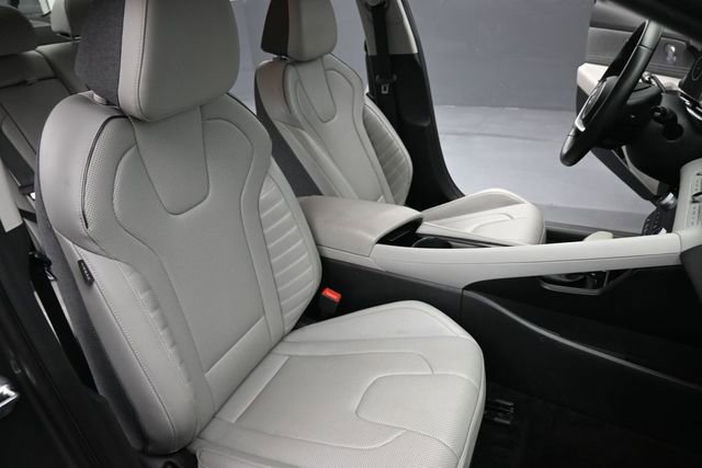 Used 2024 Hyundai Elantra Limited FWD image 26