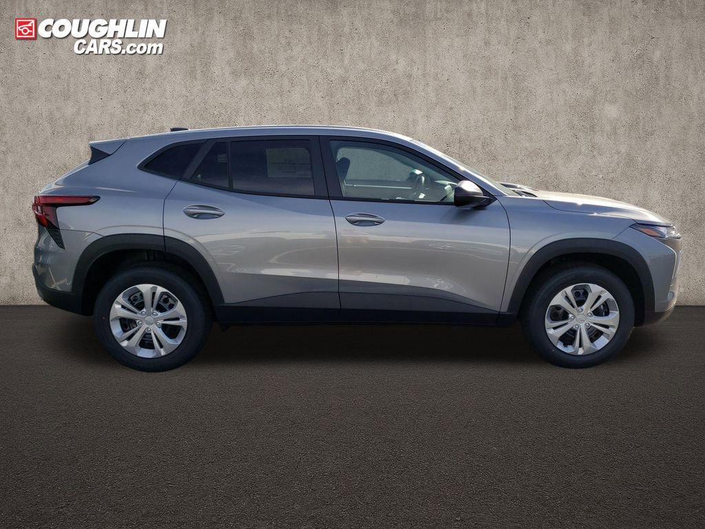 New 2026 Chevrolet Trax LS FWD image 7