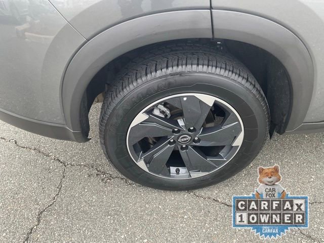 Certified 2024 Nissan Rogue SV image 7
