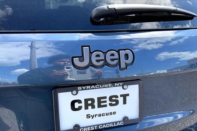 Used 2020 Jeep Grand Cherokee High Altitude AWD/4WD image 31