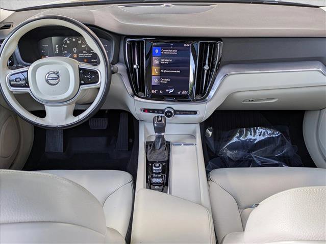 Used 2019 Volvo S60 T5 Momentum image 23