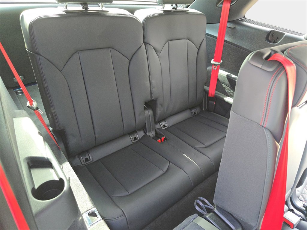 New 2026 Audi Q7 3.0T Prestige image 12