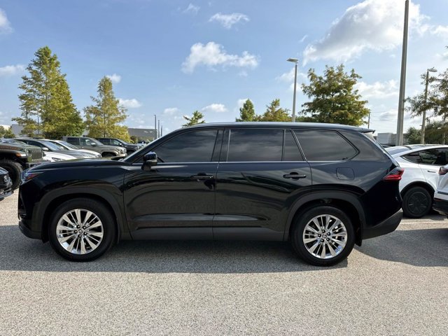 Used 2025 Toyota Grand Highlander AWD image 6