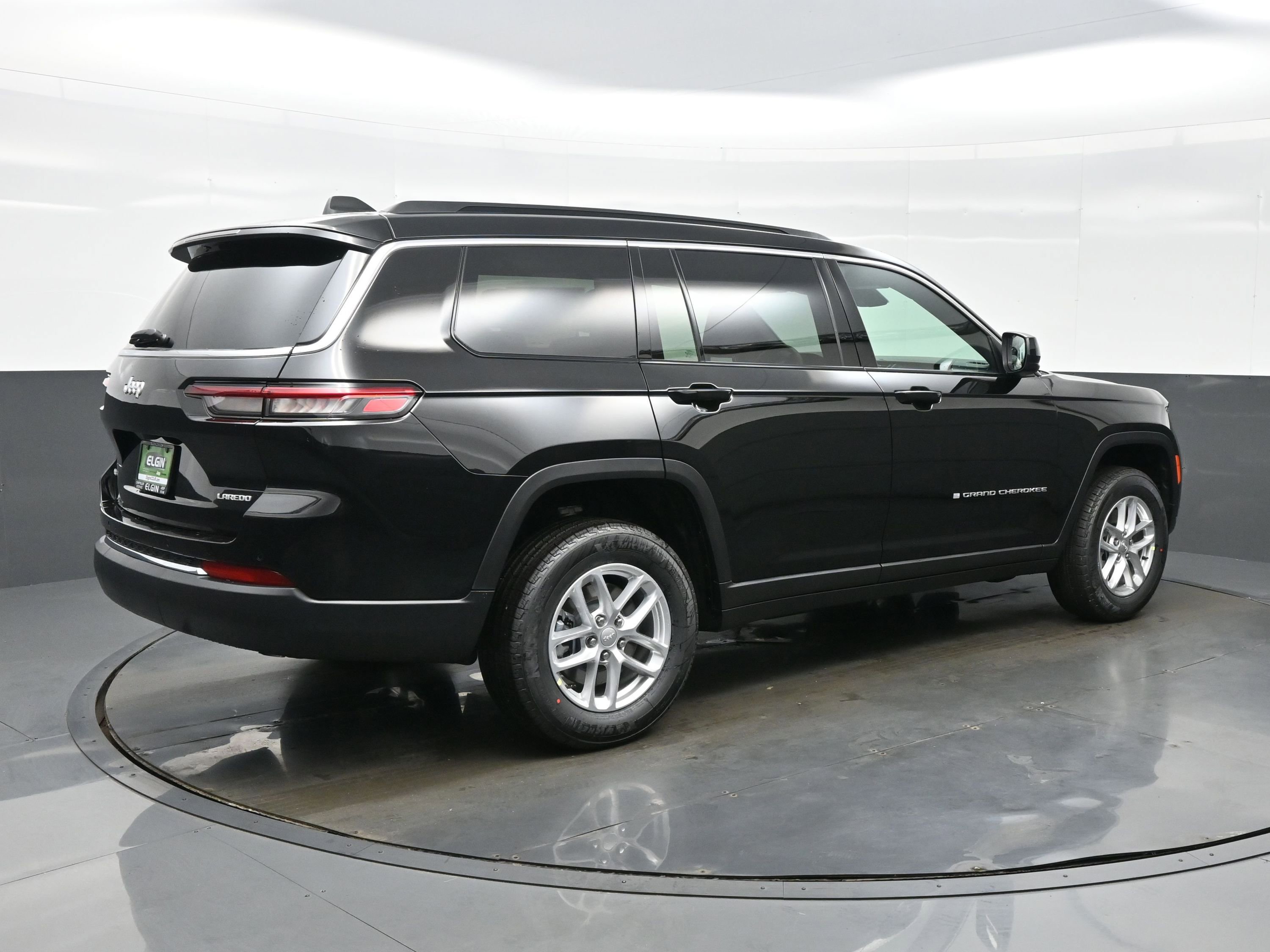 New 2026 Jeep Grand Cherokee L 4WD image 6