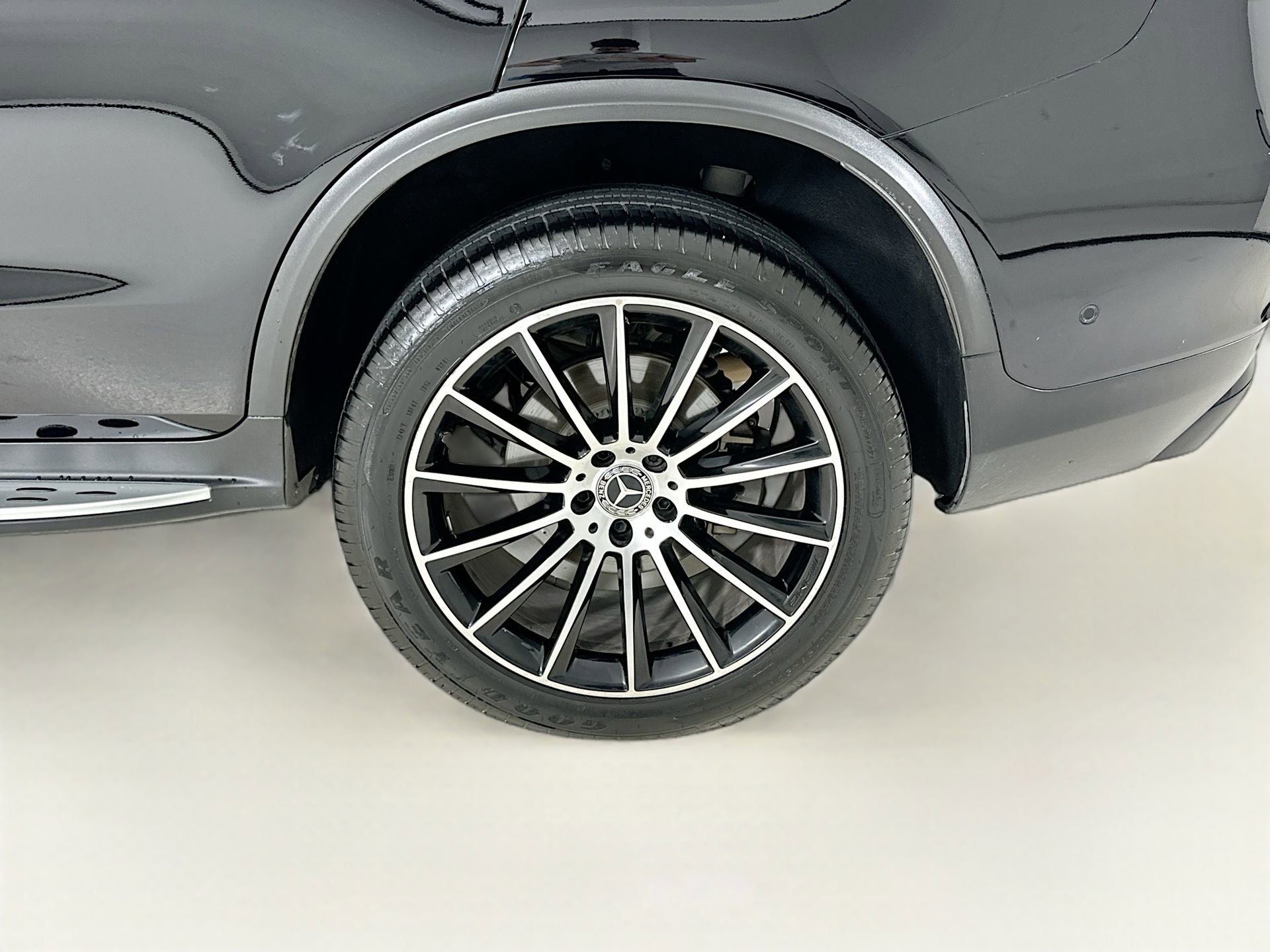 Used 2022 Mercedes-Benz GLC 300 4MATIC Coupe image 33