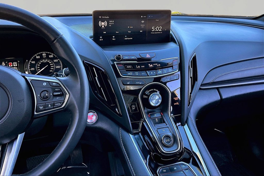Used 2025 Acura RDX SH-AWD image 10