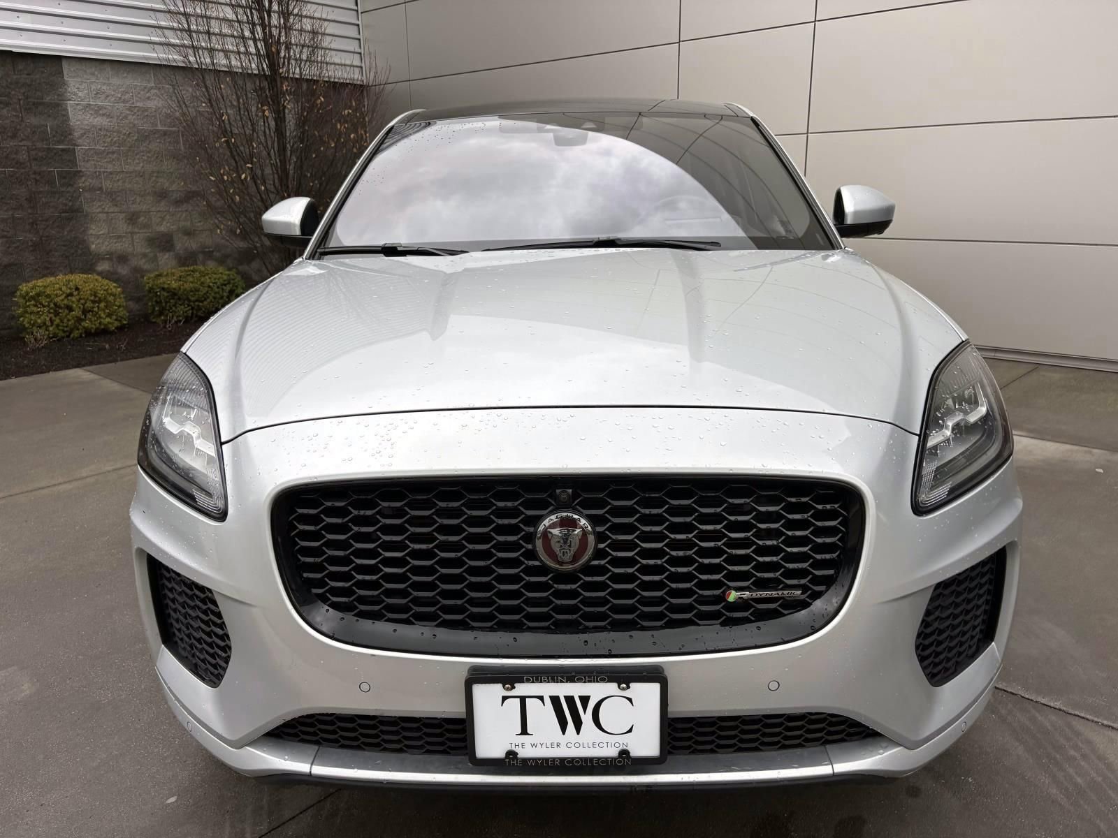 Used 2019 Jaguar E-PACE R-Dynamic HSE image 2