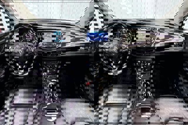 Used 2020 Buick Envision Premium image 15