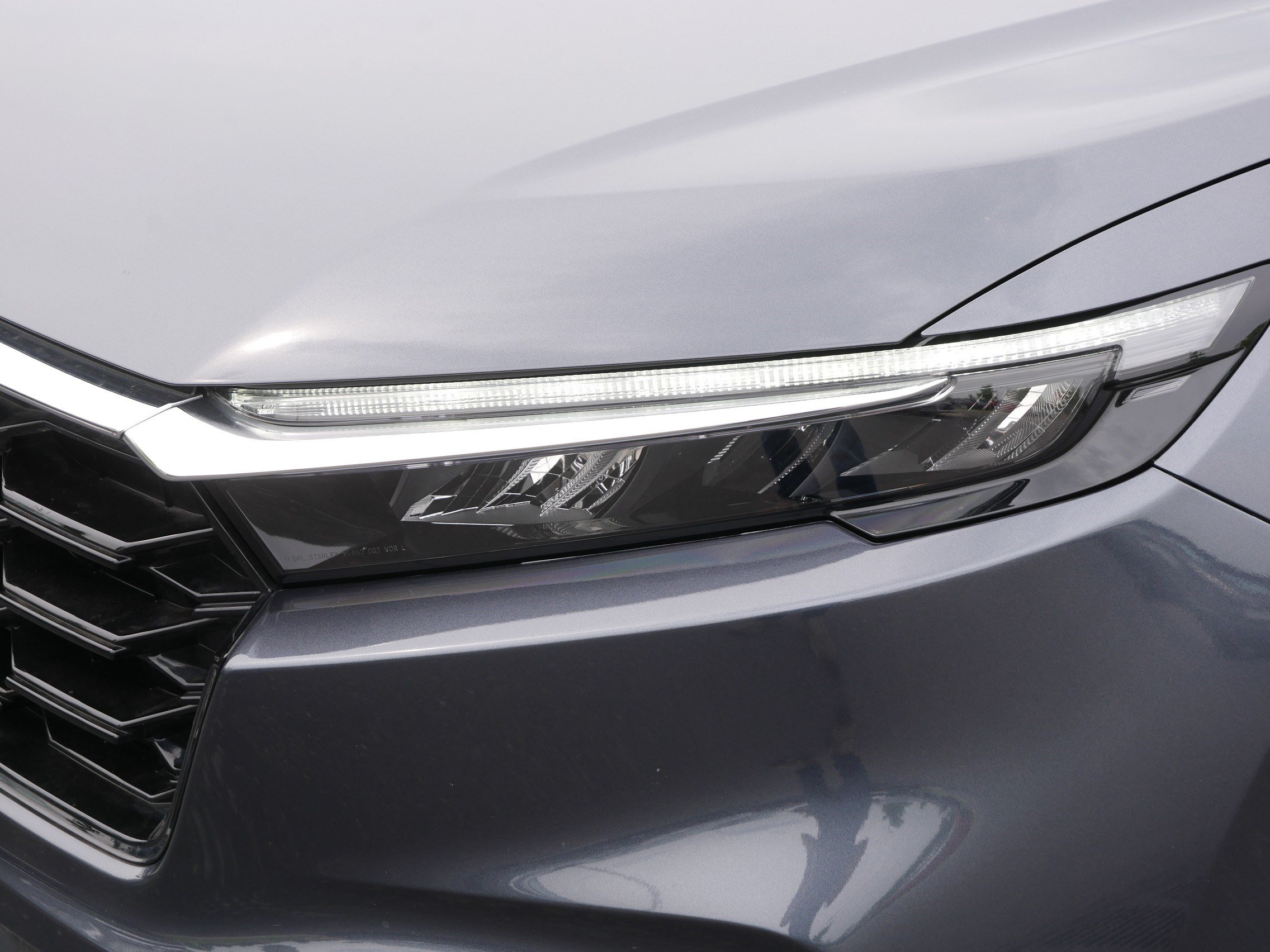 Used 2025 Honda CR-V EX-L image 16