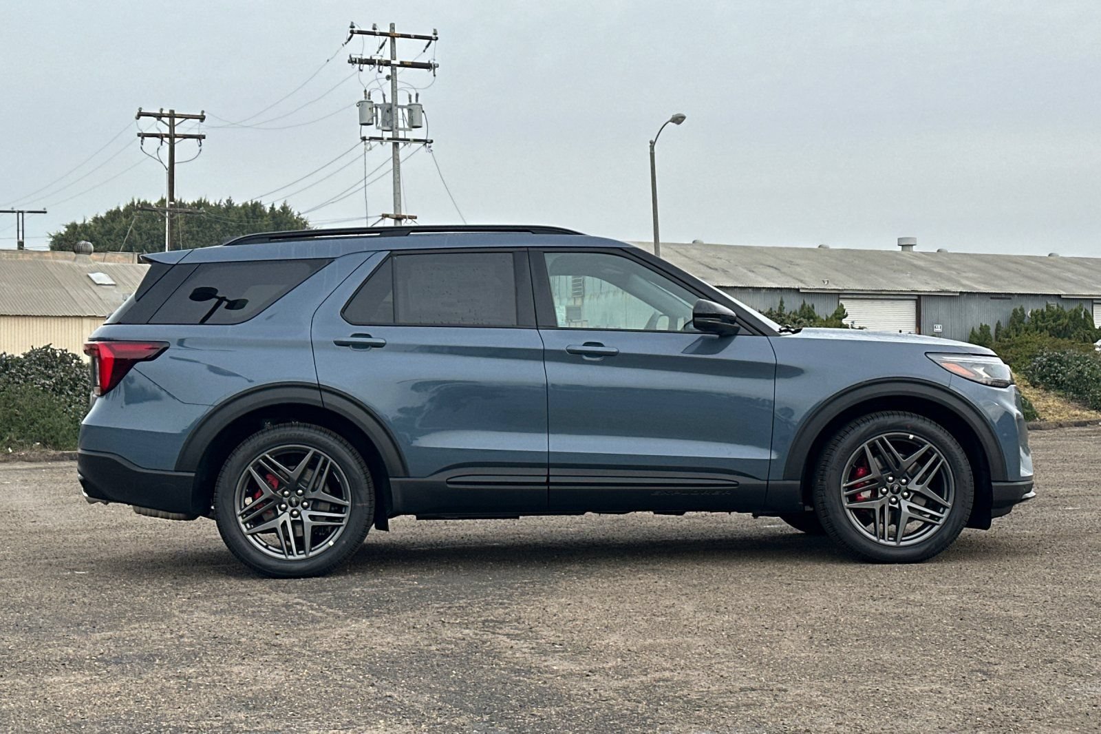 New 2026 Ford Explorer ST w/ Sun And Sound Package AWD/4WD image 2