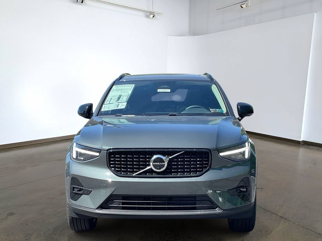 New 2026 Volvo XC40 B5 Ultra w/ Protection Package Premier AWD/4WD image 2