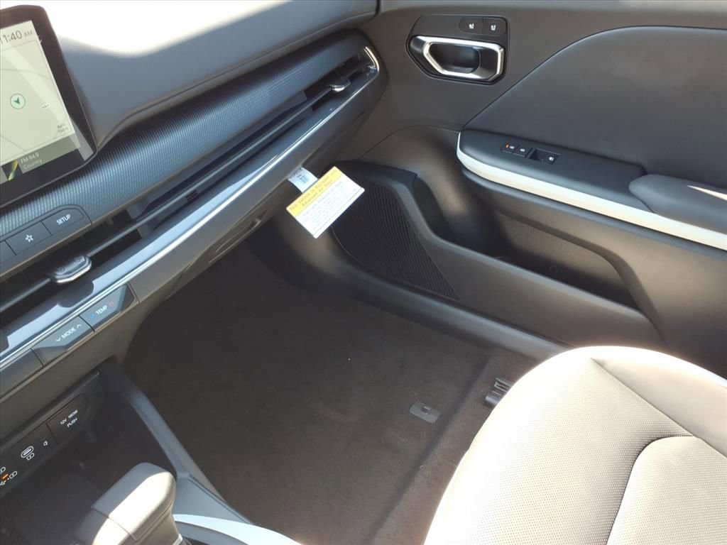 New 2025 Kia K4 GT-Line w/ GT-Line Premium Package image 26