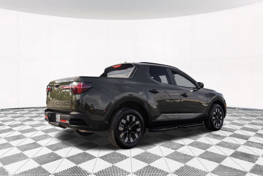 Certified 2025 Hyundai Santa Cruz SEL FWD image 10