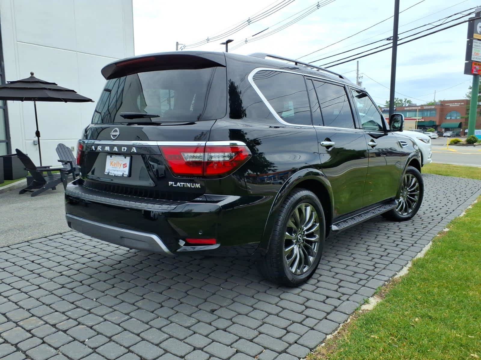 Used 2023 Nissan Armada Platinum w/ Captain's Chairs Package AWD/4WD image 5
