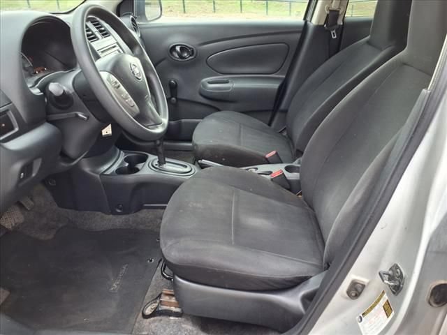 Used 2015 Nissan Versa S FWD image 13