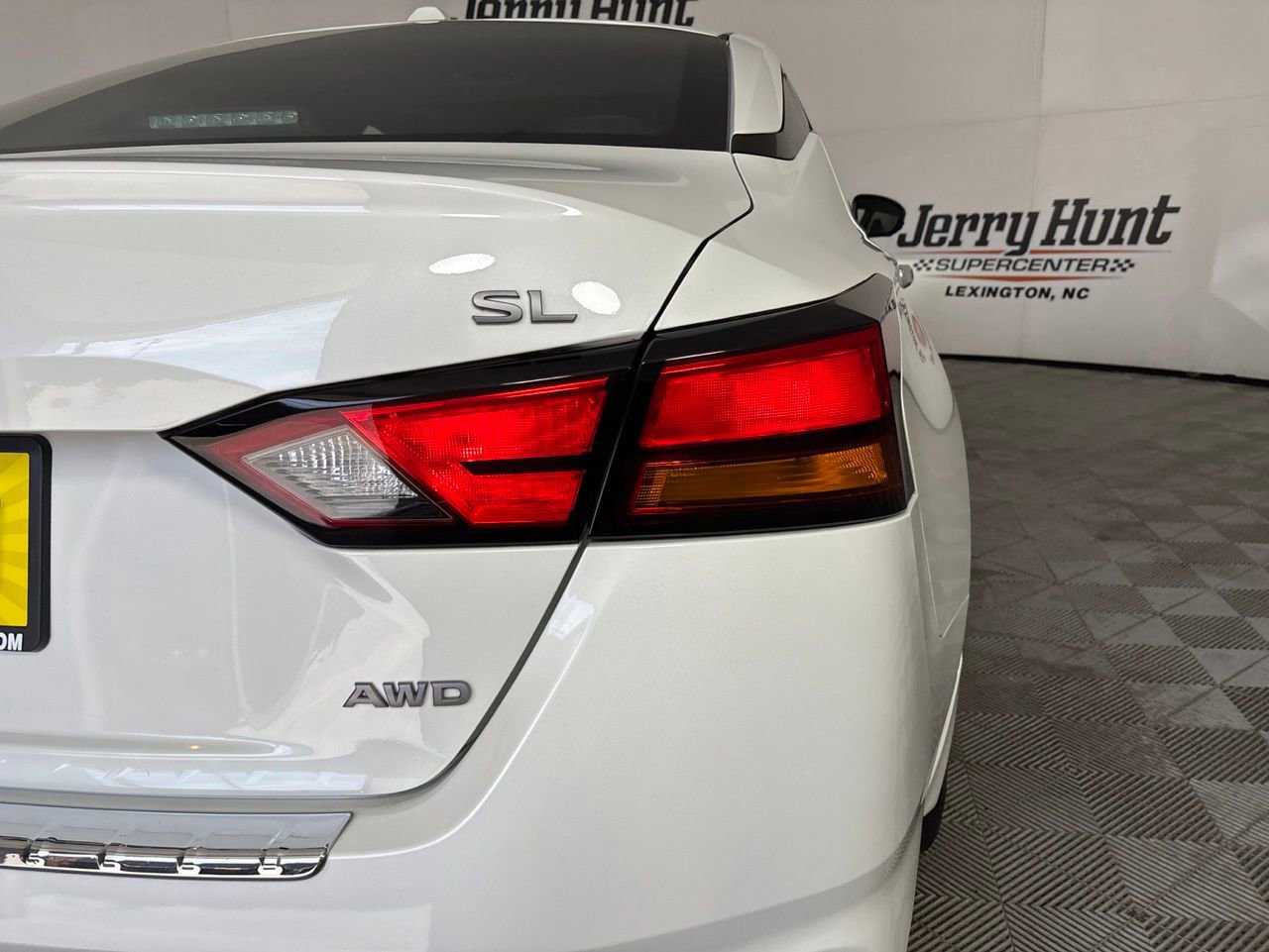 Used 2023 Nissan Altima 2.5 SL AWD/4WD image 32