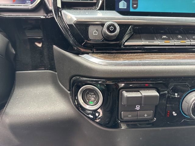 Used 2023 Chevrolet Silverado 1500 RST w/ Z71 Off-Road Package image 32