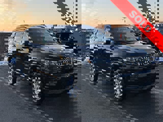 Used 2022 Jeep Compass Latitude w/ Convenience Group image 29