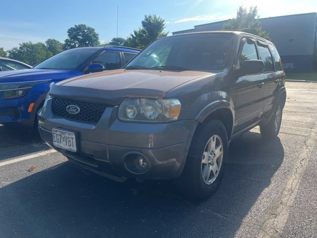 Used 2005 Ford Escape Limited AWD/4WD image 1