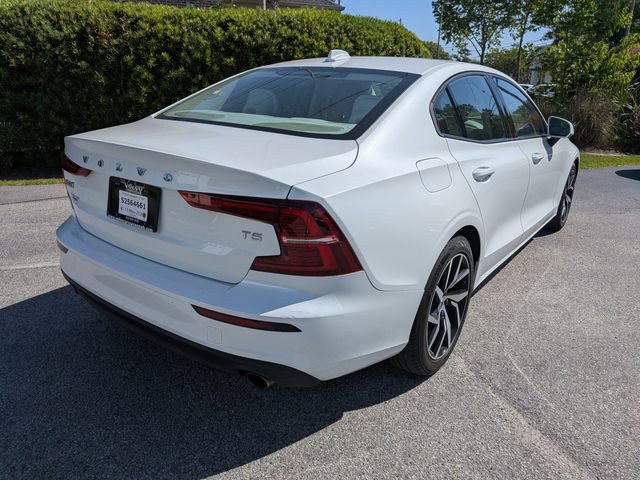 Used 2019 Volvo S60 T5 Momentum w/ Premium Package image 5