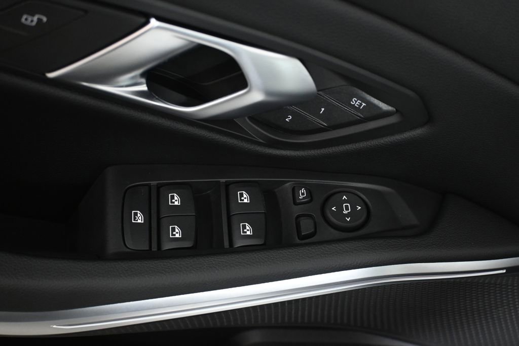 Used 2026 BMW 330i xDrive Sedan w/ Premium Package image 28