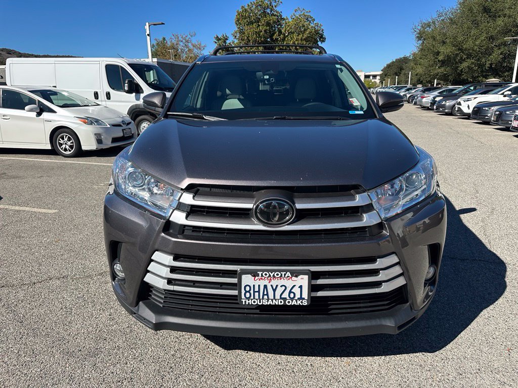 Used 2019 Toyota Highlander XLE FWD image 7