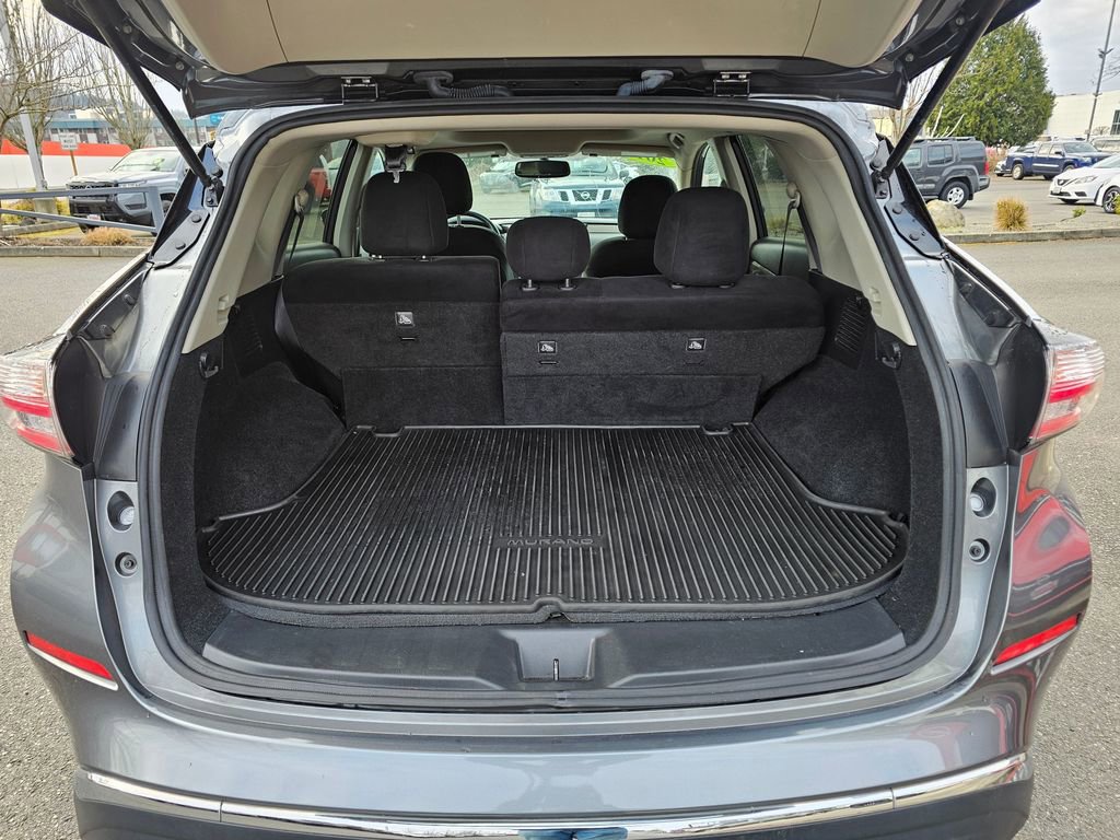 Used 2018 Nissan Murano SV w/ Premium Package image 11