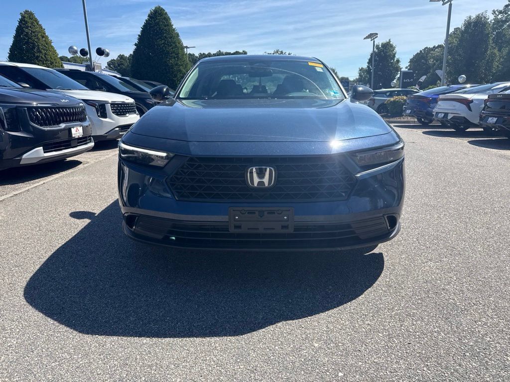 Used 2025 Honda Accord SE image 6