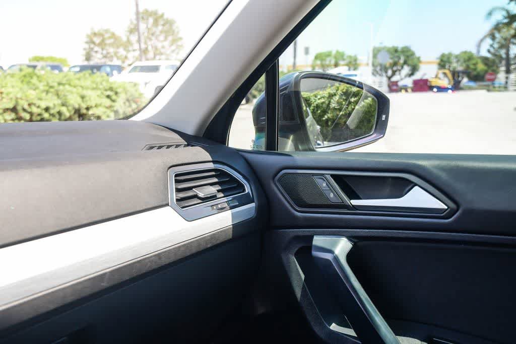 Used 2021 Volkswagen Tiguan S FWD image 19