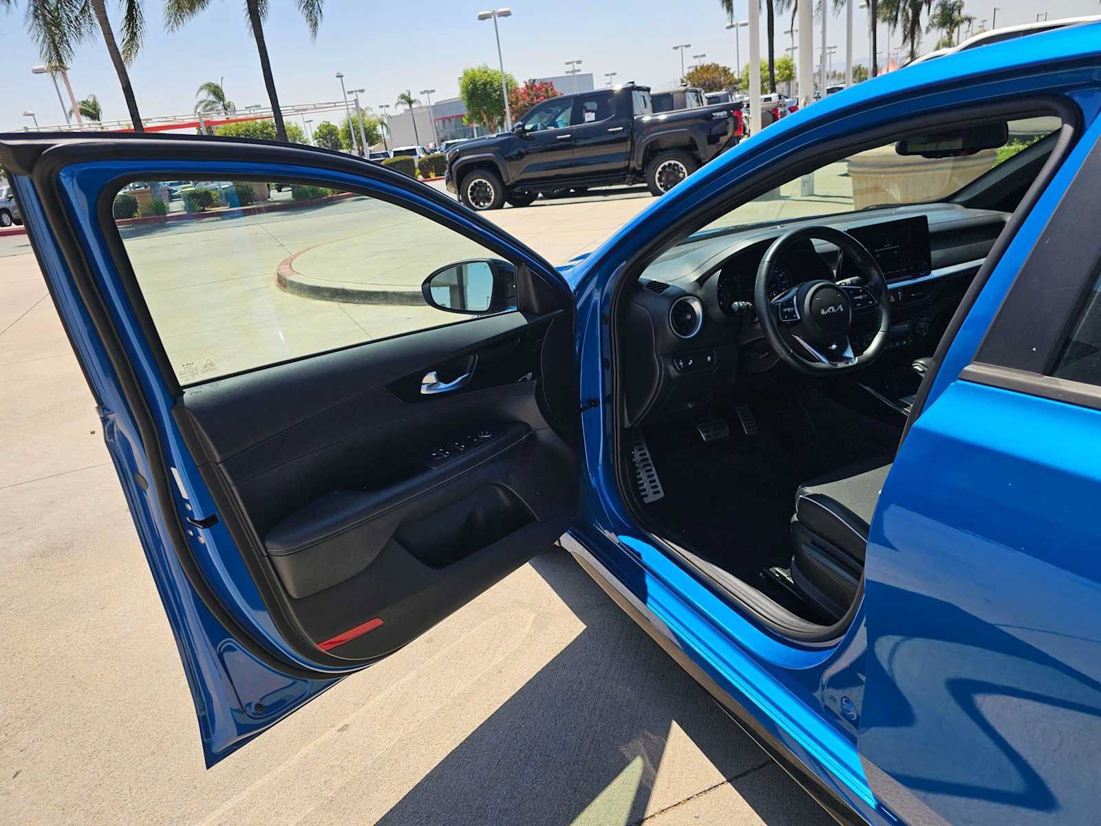 Used 2023 Kia Forte GT-Line FWD image 19