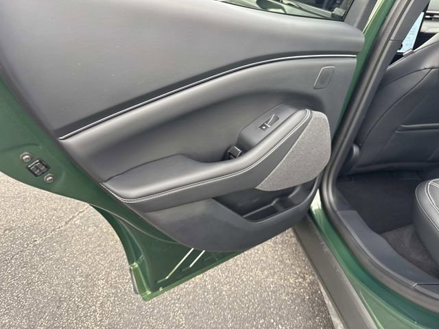 Used 2025 Ford Mustang Mach-E Premium image 20