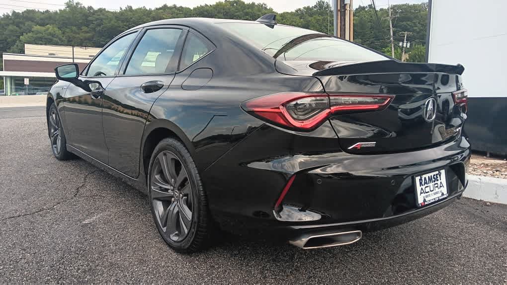 Used 2023 Acura TLX w/ A-SPEC Package AWD/4WD image 3