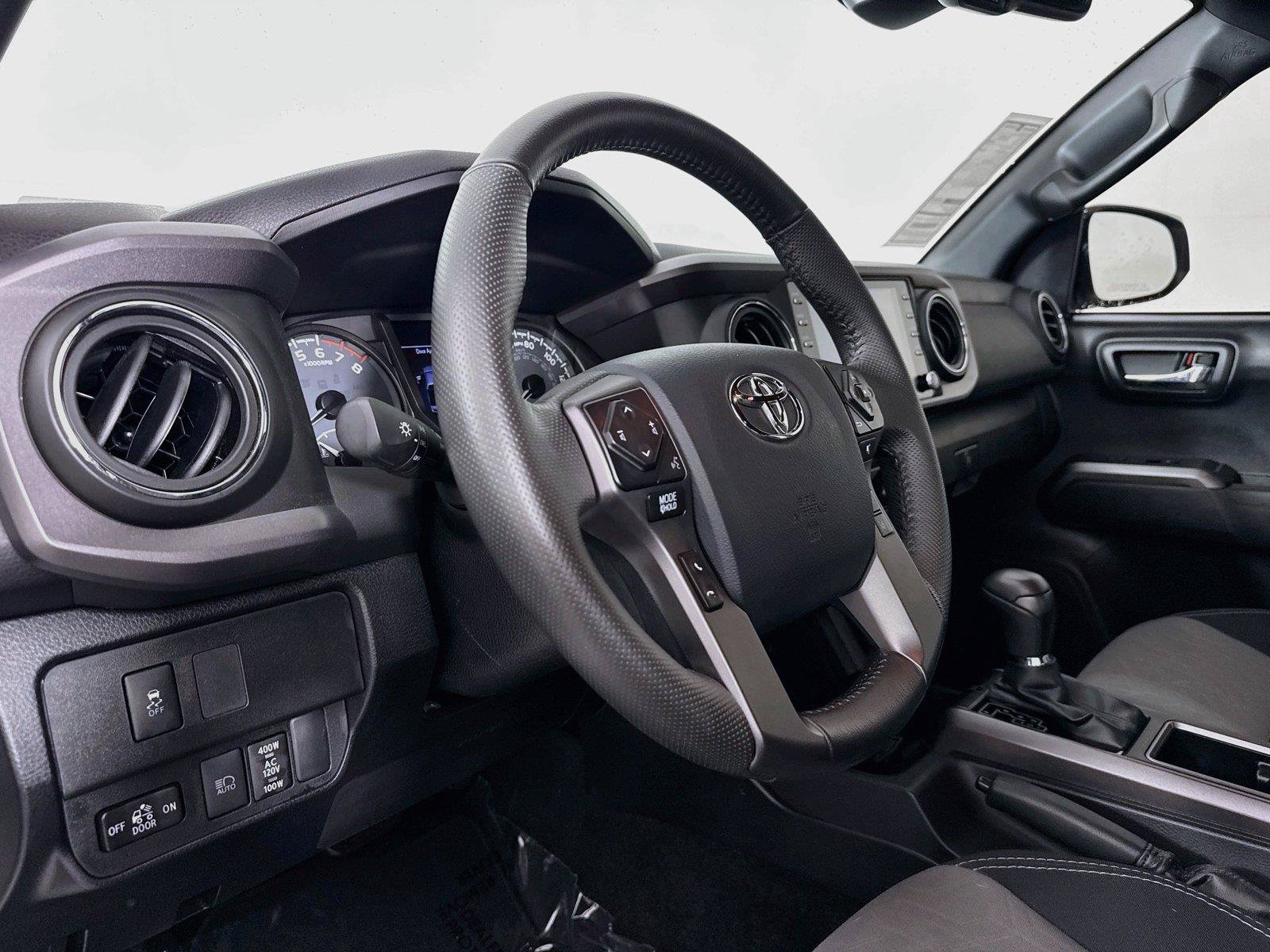 Certified 2020 Toyota Tacoma TRD Sport RWD image 4