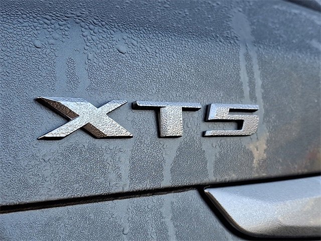 Used 2025 Cadillac XT5 Premium Luxury image 32