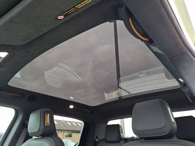 Used 2023 Rivian R1T Adventure AWD/4WD image 14