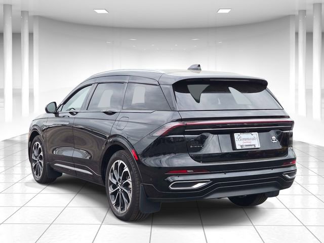 Used 2024 Lincoln Nautilus Reserve w/ Equipment Group 203A AWD/4WD image 3