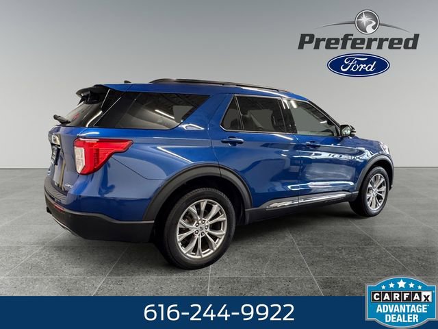Used 2023 Ford Explorer XLT w/ Equipment Group 202A AWD/4WD image 17