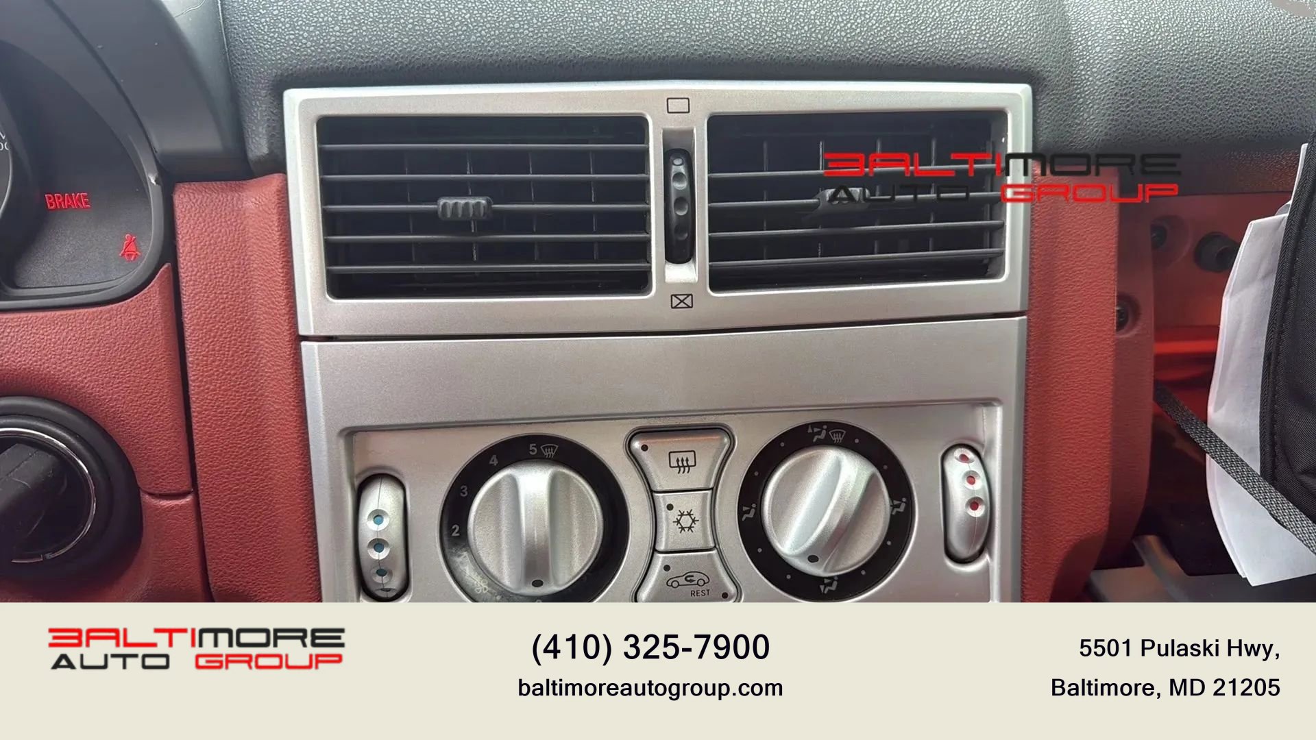 Used 2007 Chrysler Crossfire Limited image 21