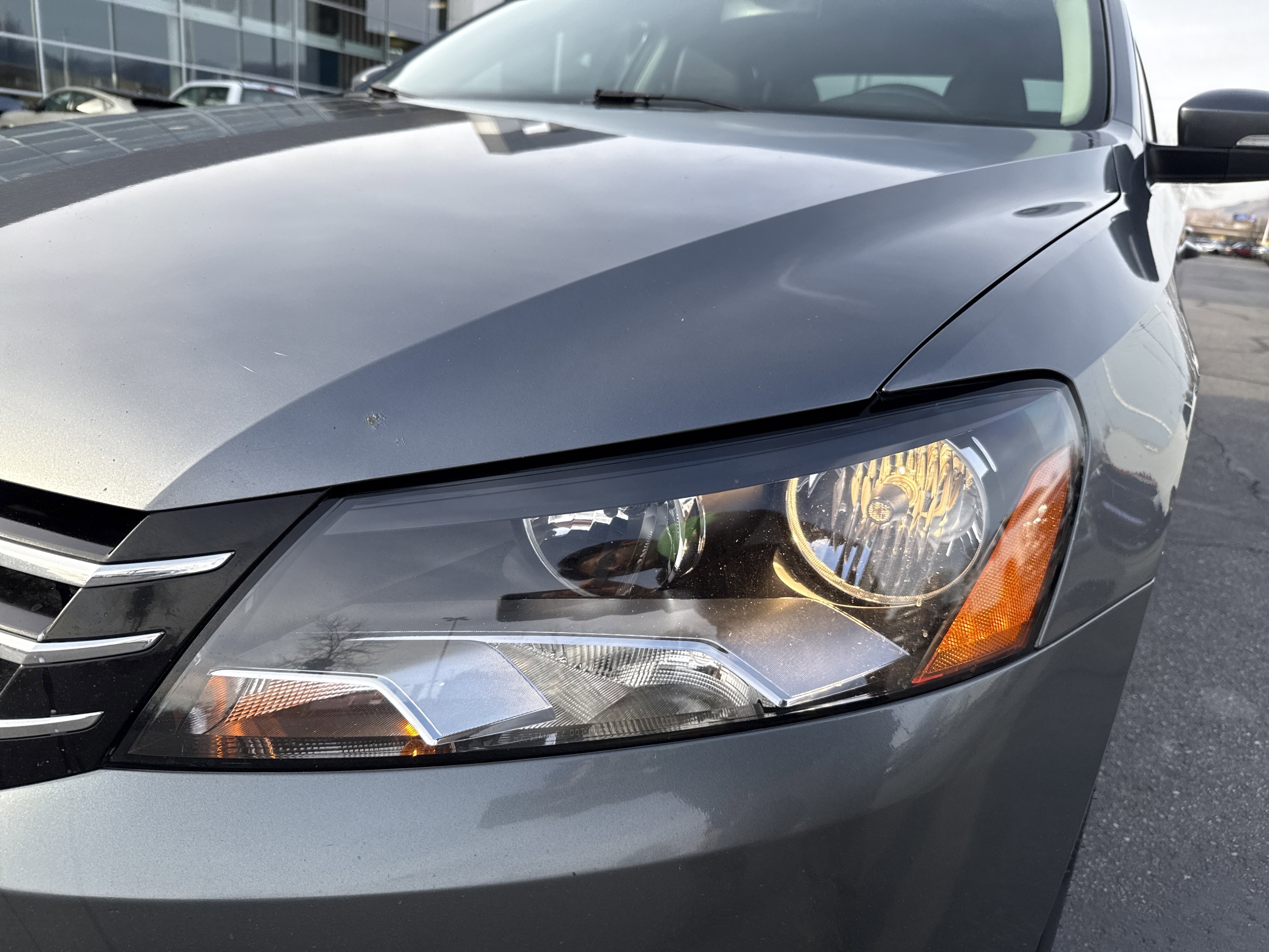 Used 2013 Volkswagen Passat TDI SE image 11