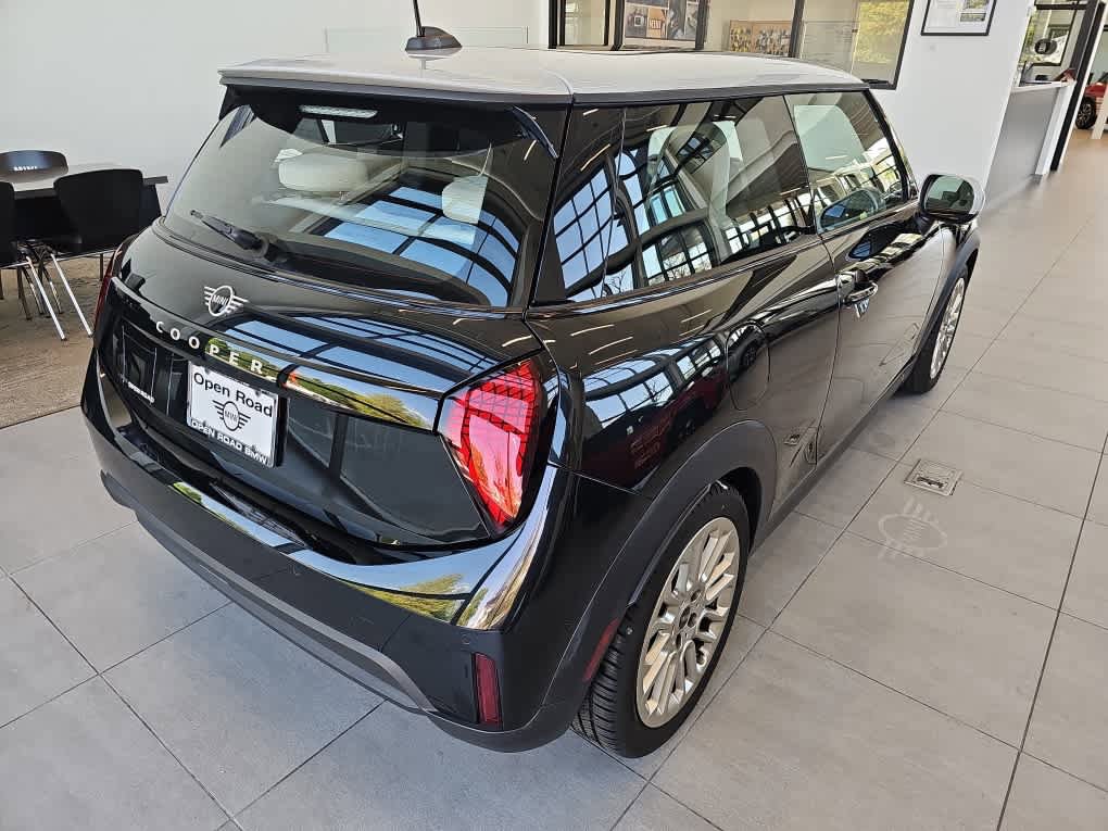Certified 2025 MINI Cooper S FWD image 3