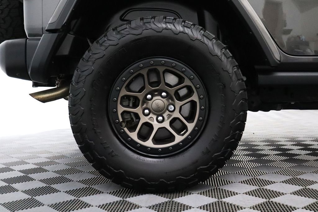 Used 2021 Jeep Wrangler Unlimited Rubicon w/ Xtreme Recon 35" Tire Package AWD/4WD image 6
