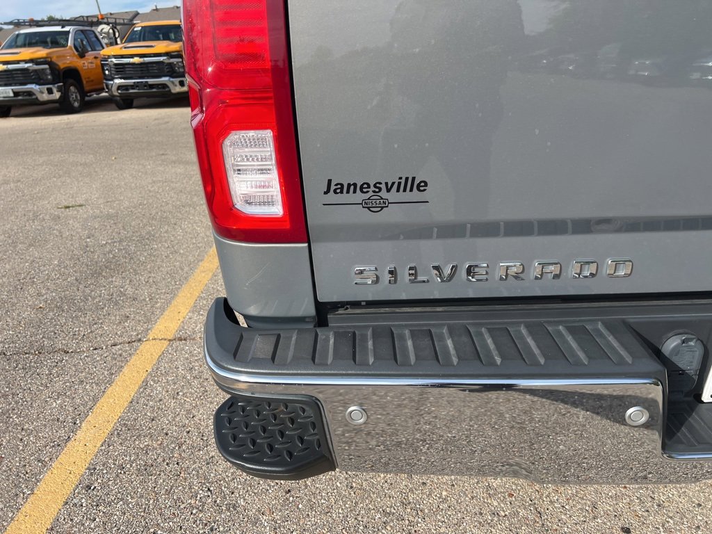Used 2017 Chevrolet Silverado 1500 LTZ w/ Sport Package image 10