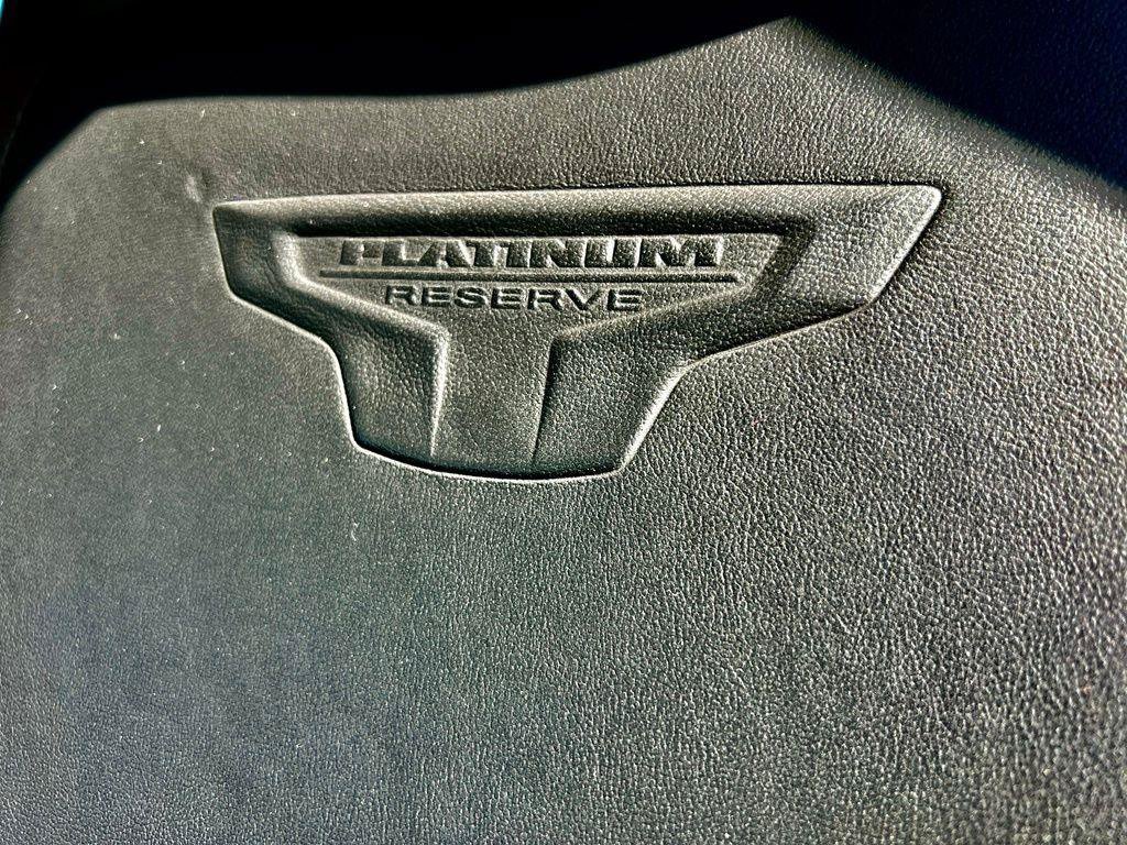 Used 2016 Nissan Titan Platinum Reserve AWD/4WD image 11
