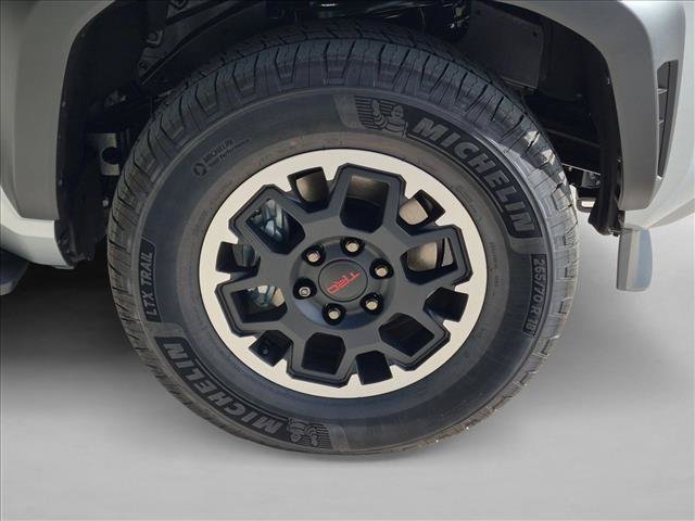 New 2026 Toyota 4Runner TRD Off-Road Premium AWD/4WD image 9