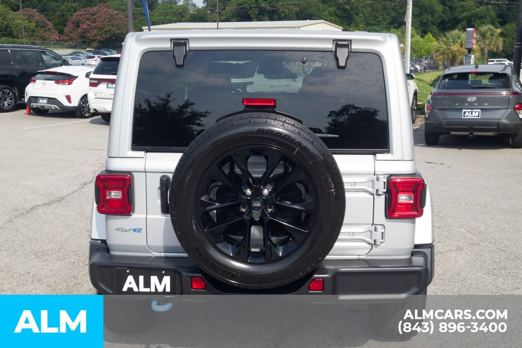 Used 2024 Jeep Wrangler Unlimited Sahara AWD/4WD image 6
