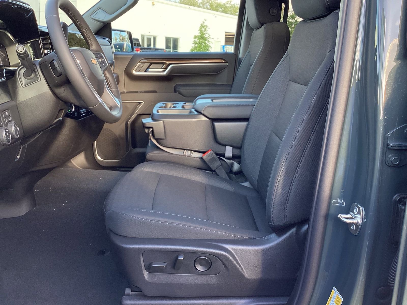 New 2026 Chevrolet Silverado 1500 LT image 5