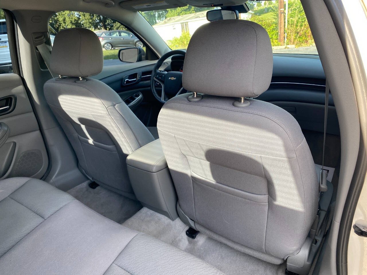 Used 2015 Chevrolet Malibu LS FWD image 24